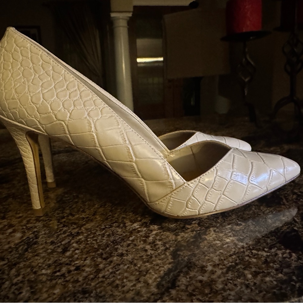 Charles and Keith Chalk white Heels. 3.5” heels. Exclnt condition. Worn once.